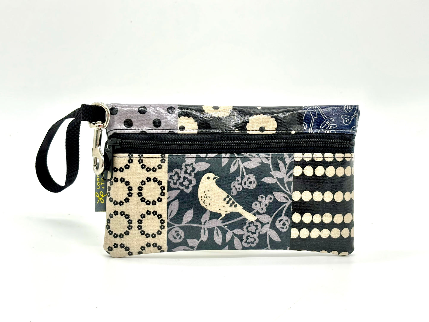 Medium Wristlet in Gray Bird Patchwork