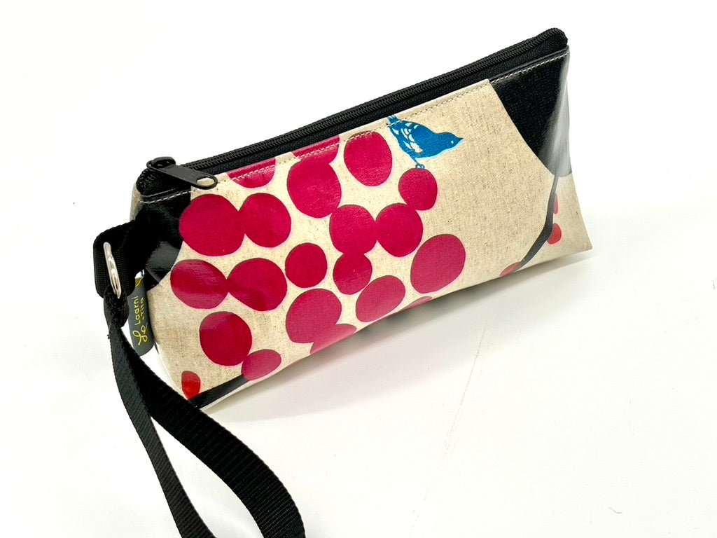 Medium Makeup Bag in Pink Berries