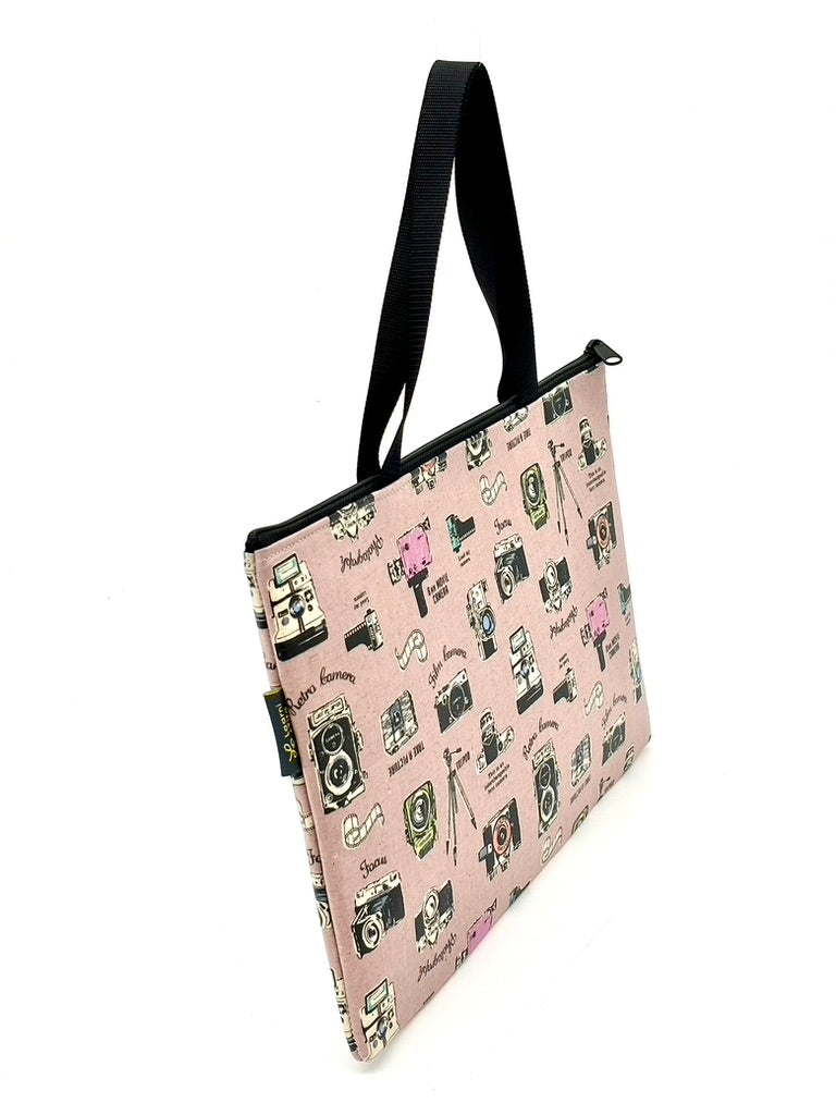 Laptop Sleeve in Vintage Cameras Pink