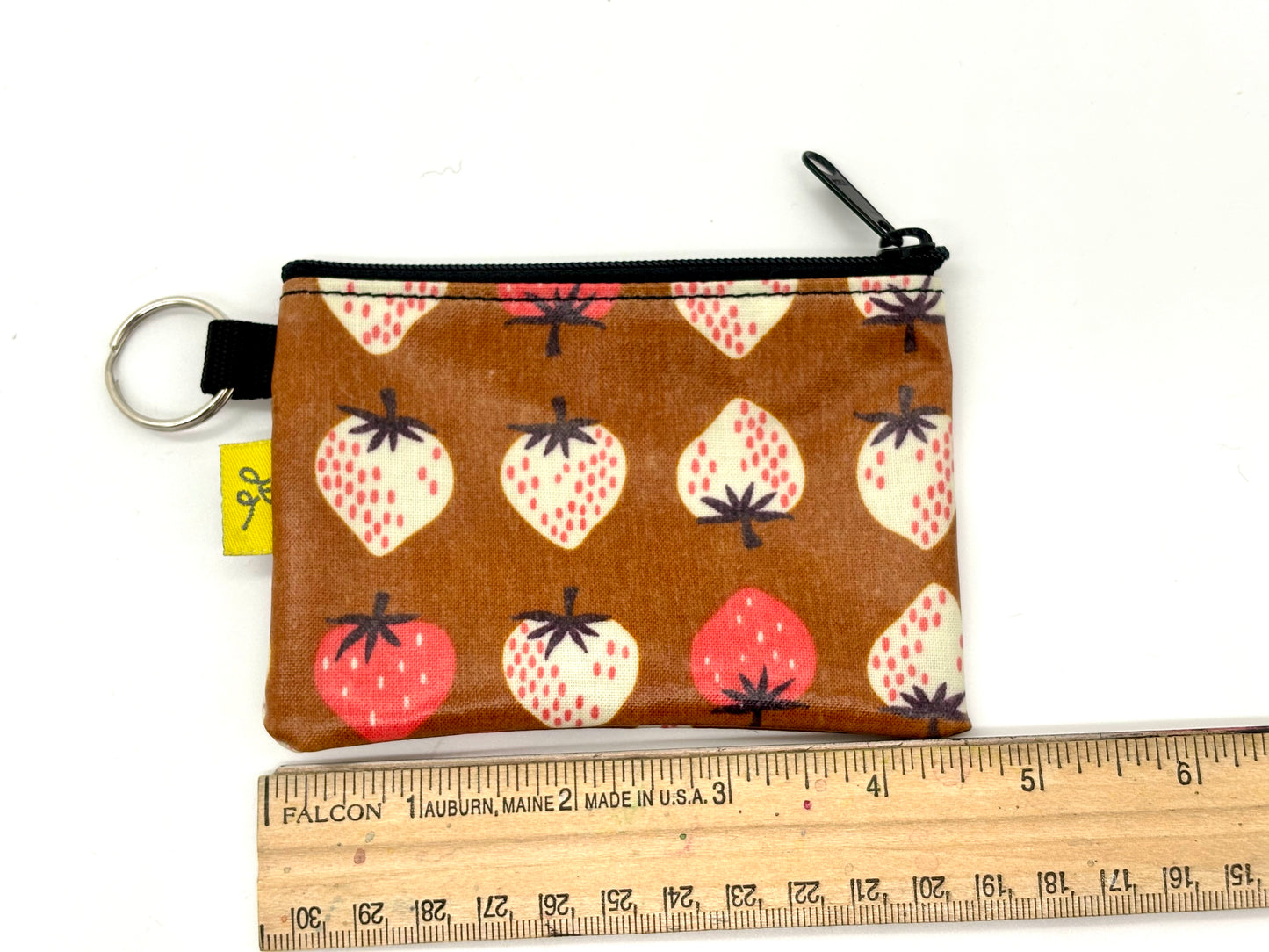 Coin Purse in Strawberries