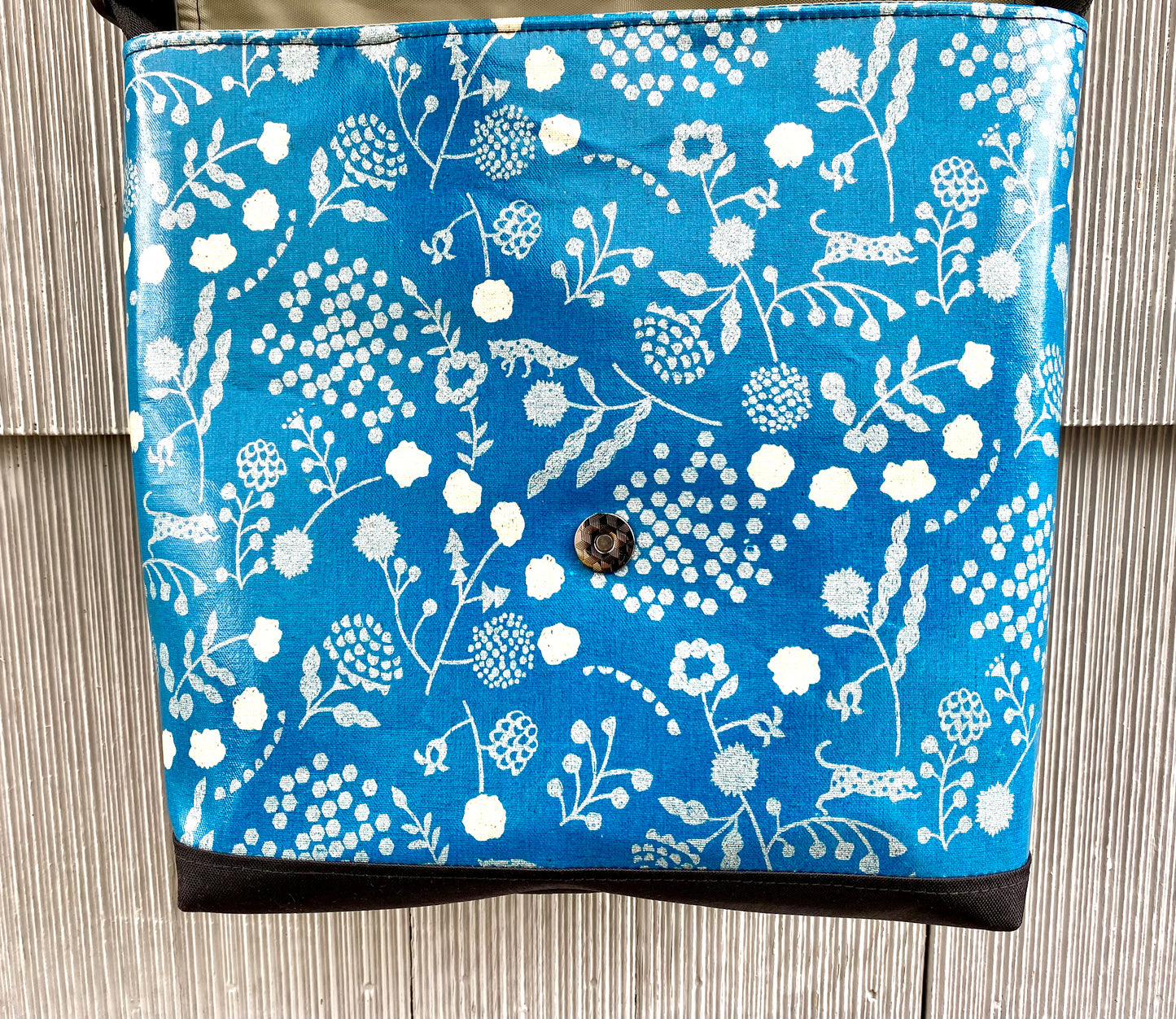 Tall Messenger Bag in Blue Silver Fox