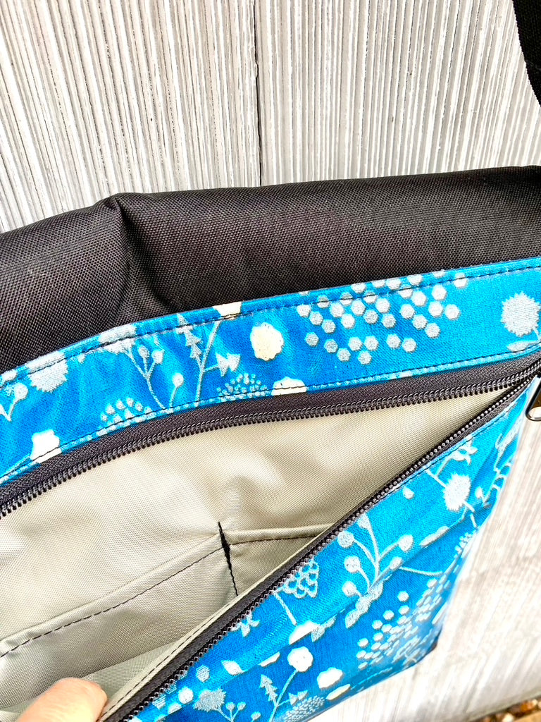 Tall Messenger Bag in Blue Silver Fox