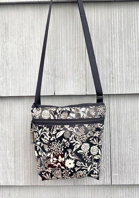 Medium Travel Purse in Wildflowers Black and Cream