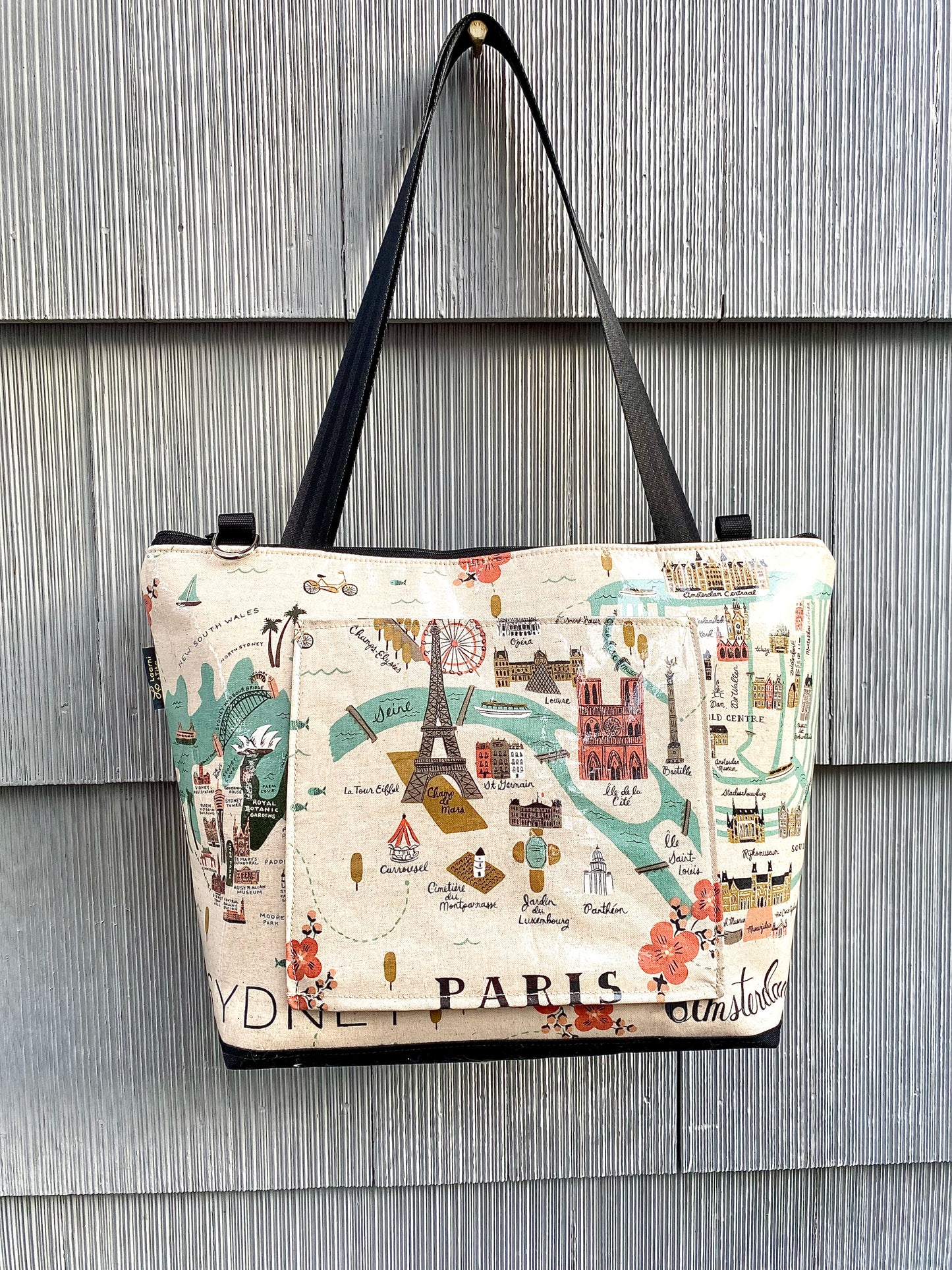 Lydia Tote w/trolley sleeve in Cities print