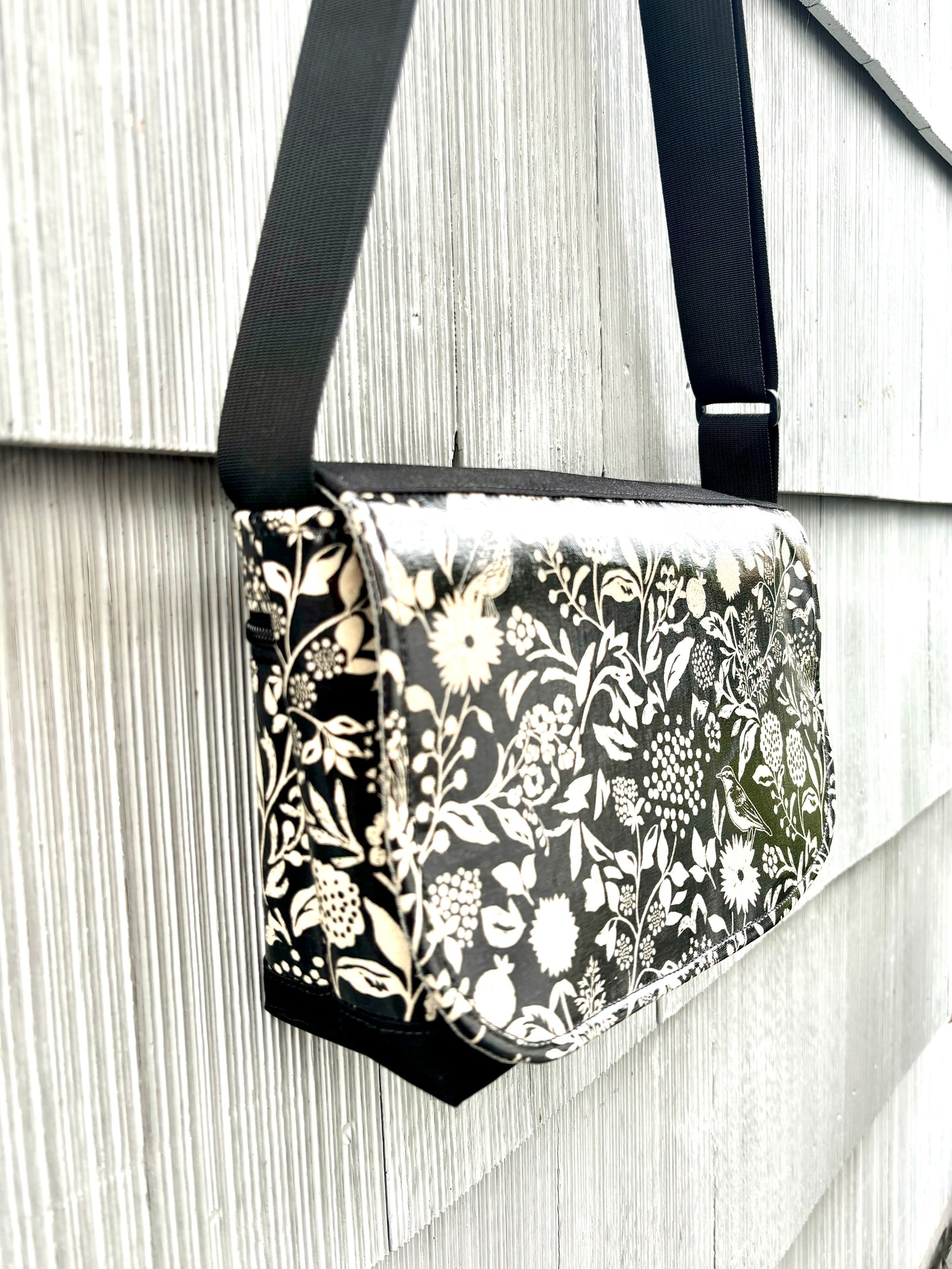 Short Messenger Bag in Wildflowers Black and Cream