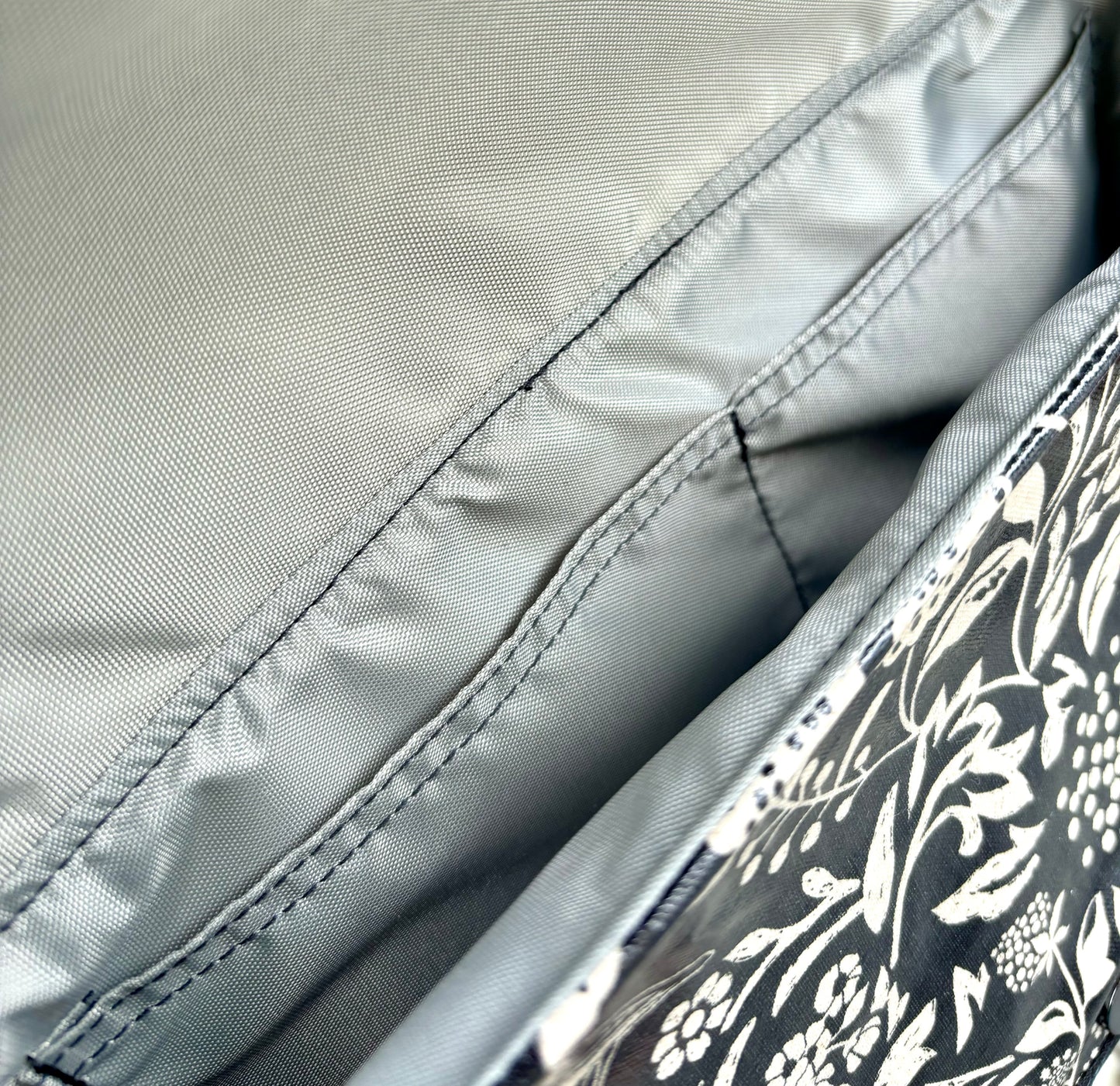 Short Messenger Bag in Wildflowers Black and Cream