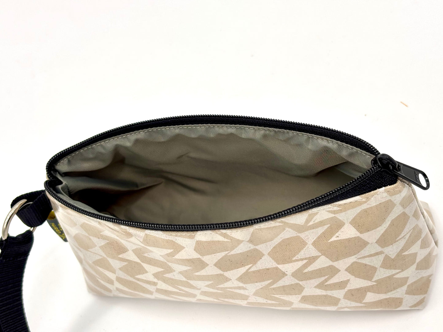 Medium Makeup Bag in Silver Cream Streamers