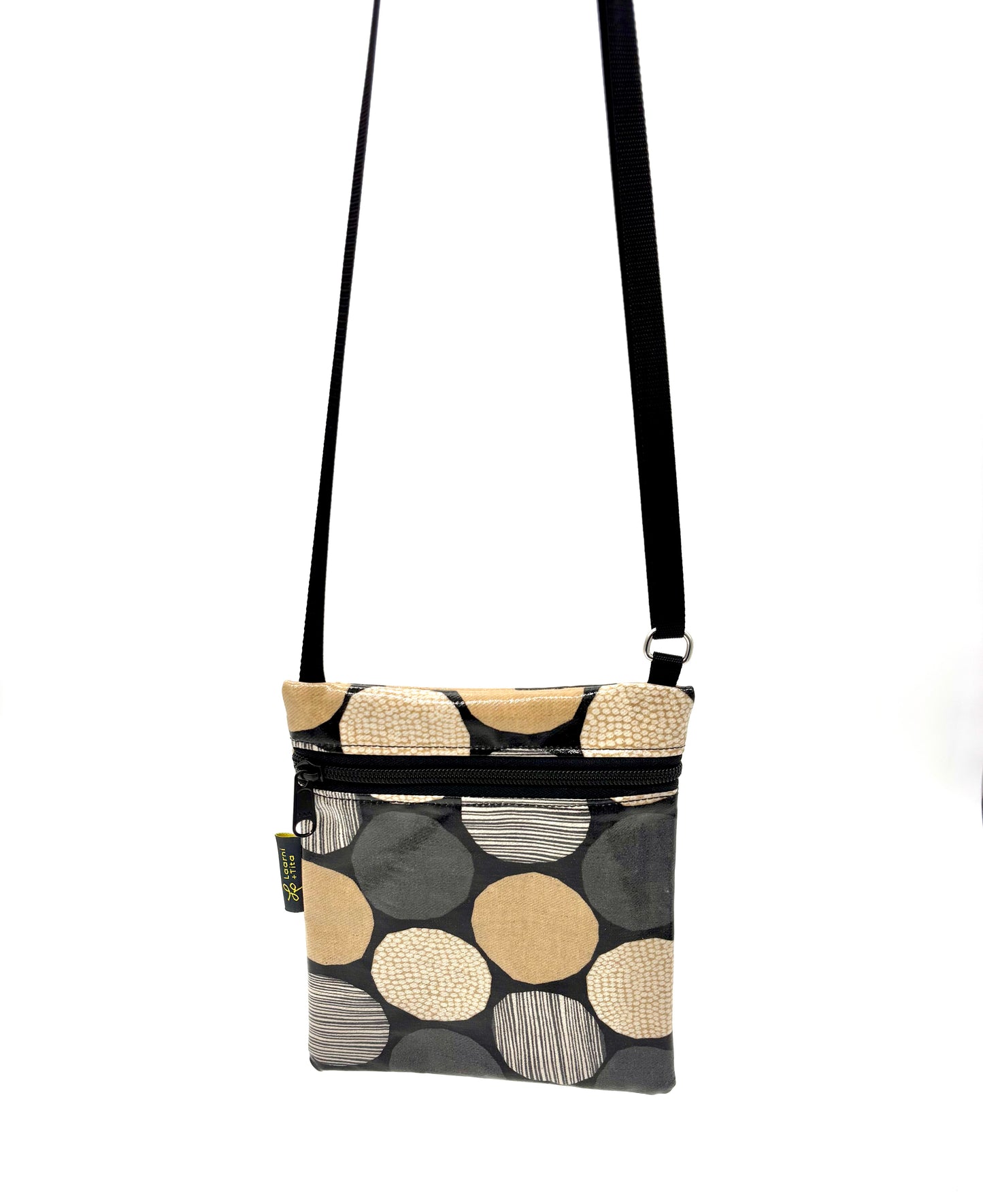 Small Travel Purse in Rounds Multicolor