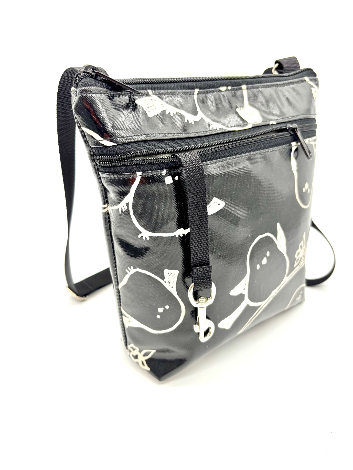 Medium Travel Purse in Birds Print