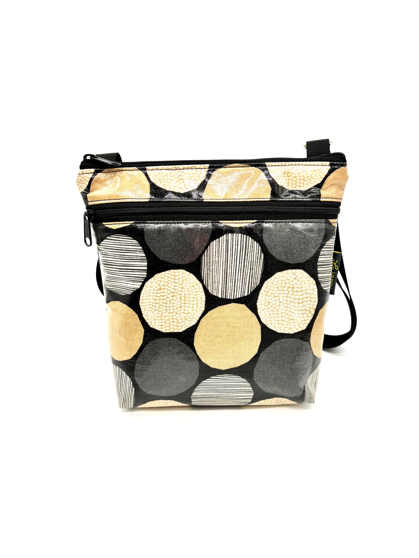 Medium Travel Purse in Rounds Multicolor
