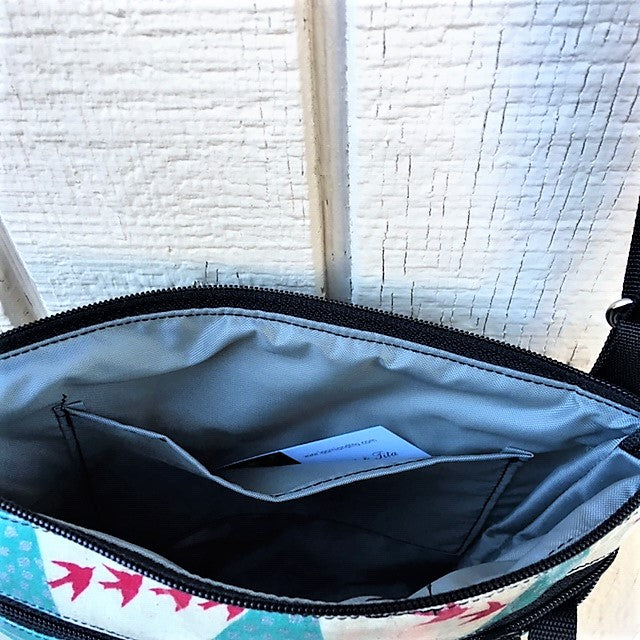 Medium Travel Purse in Wildflowers pink and blue