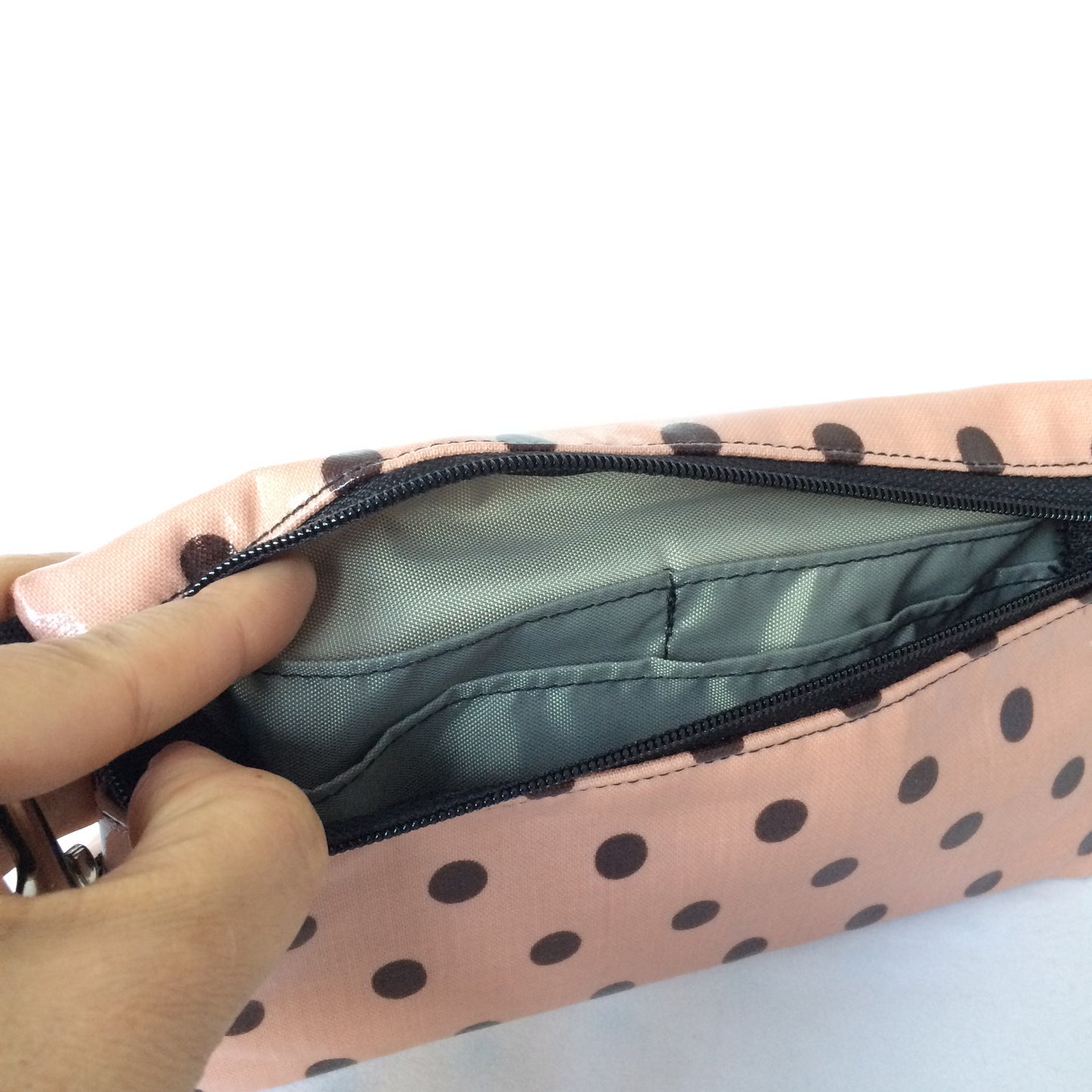 Large Wristlet in Polka Dots peach