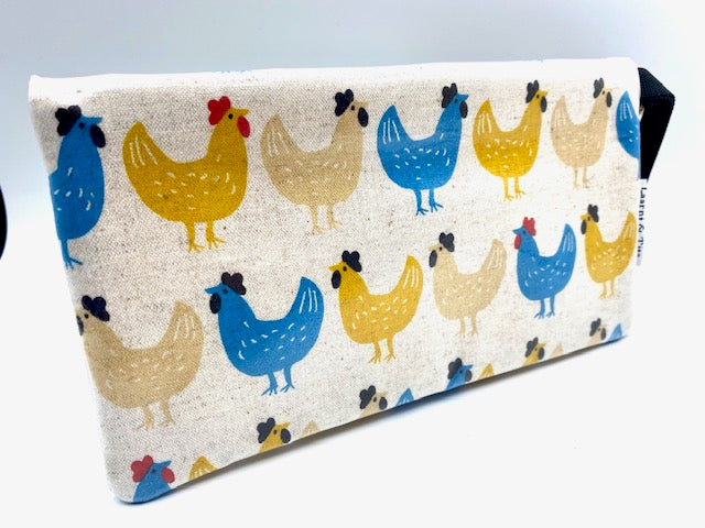 Large Wristlet in Chicken print