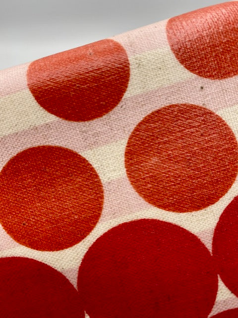 Large Wristlet in Red Circles