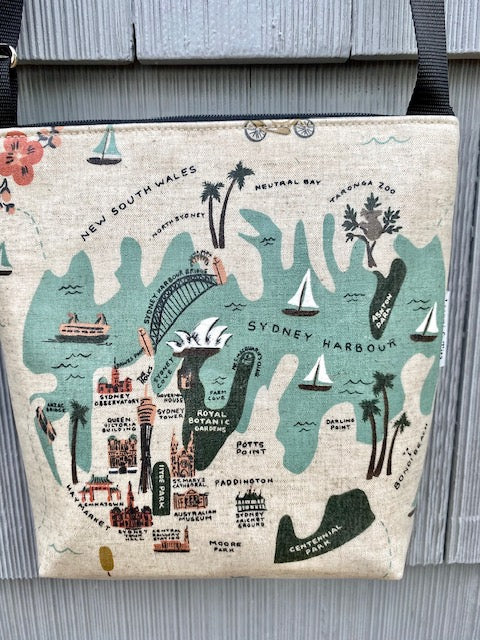 Medium Travel Purse in Sydney