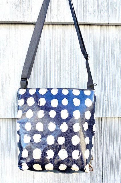 Medium Travel Purse in Mud Cookies print