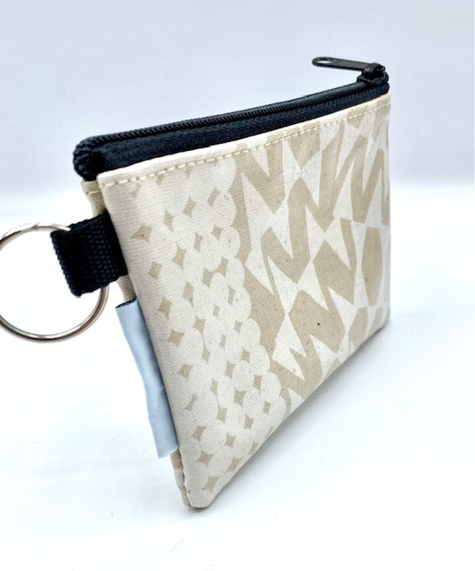 Coin Purse in Silver Cream Streamers