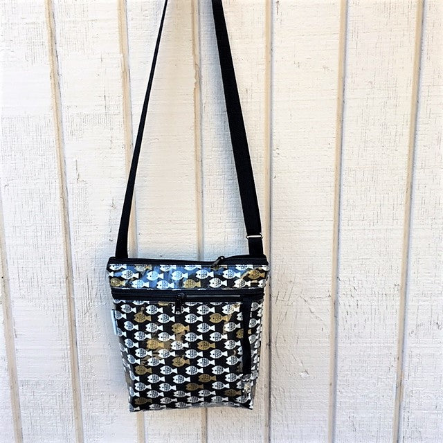 Medium Travel Purse in Gold Fish print