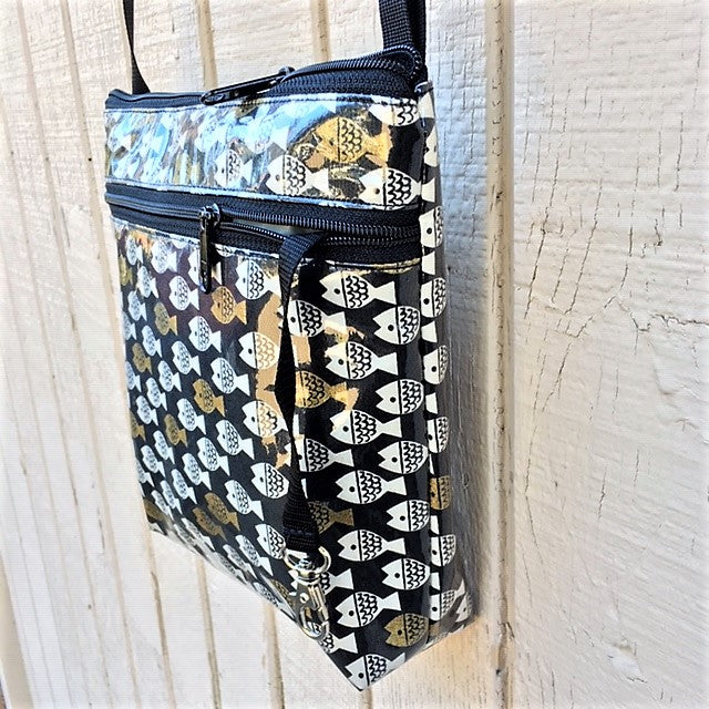 Medium Travel Purse in Gold Fish print