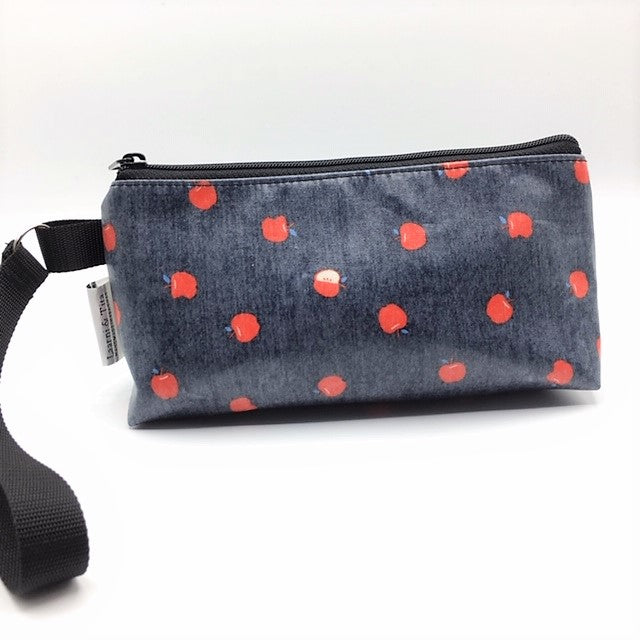 Medium Makeup Bag in Red Apples
