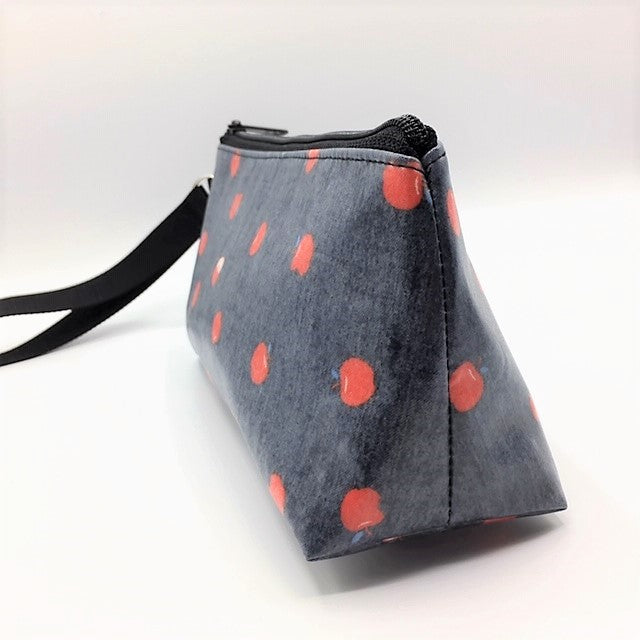 Medium Makeup Bag in Red Apples