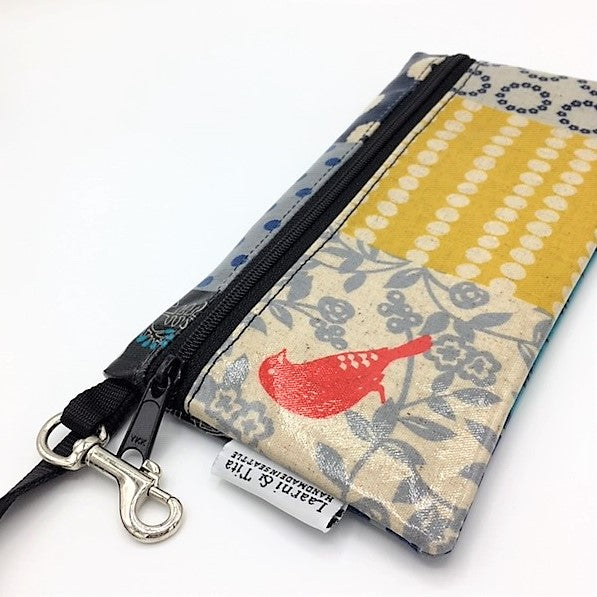 Large Wristlet in Red Bird Patchwork