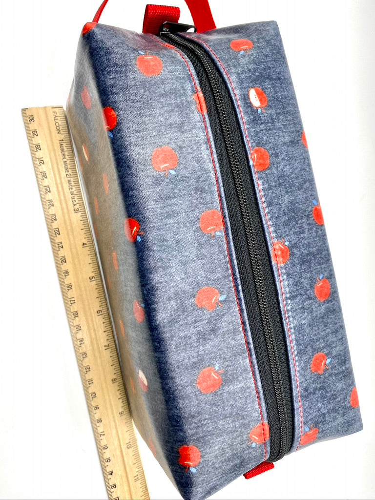 Box Pouch in Red Apples
