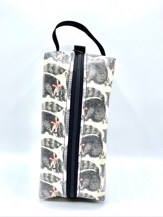 Box Pouch in Raccoons