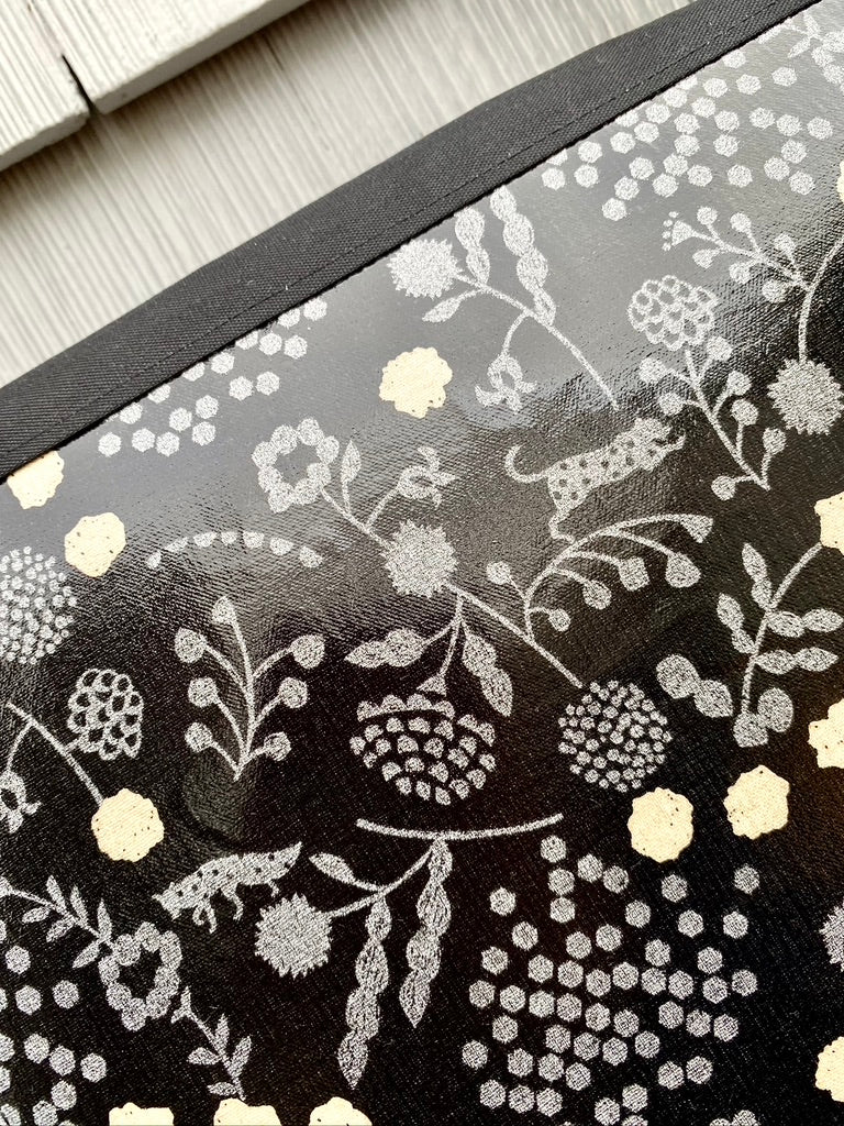 Tall Messenger Bag in Silver Fox