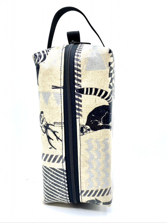 Box Pouch in Deer and Lemur