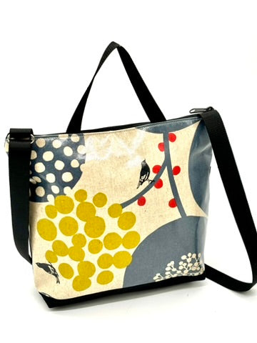 Large Travel Purse in Yellow Berries