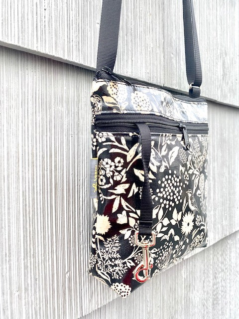 Medium Travel Purse in Wildflowers Black and Cream