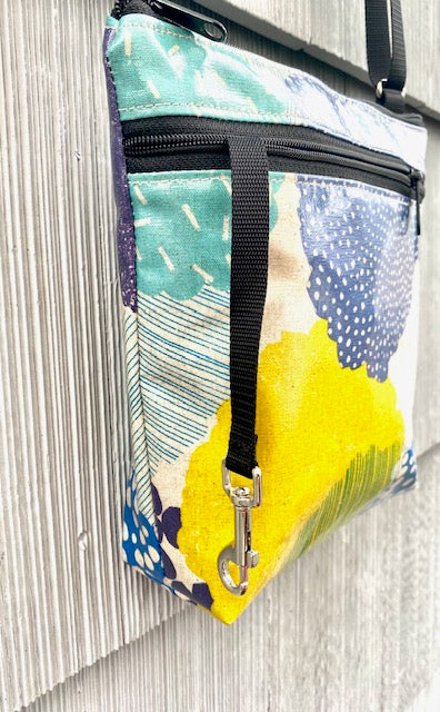 Medium Travel Purse in Blobs blue and yellow