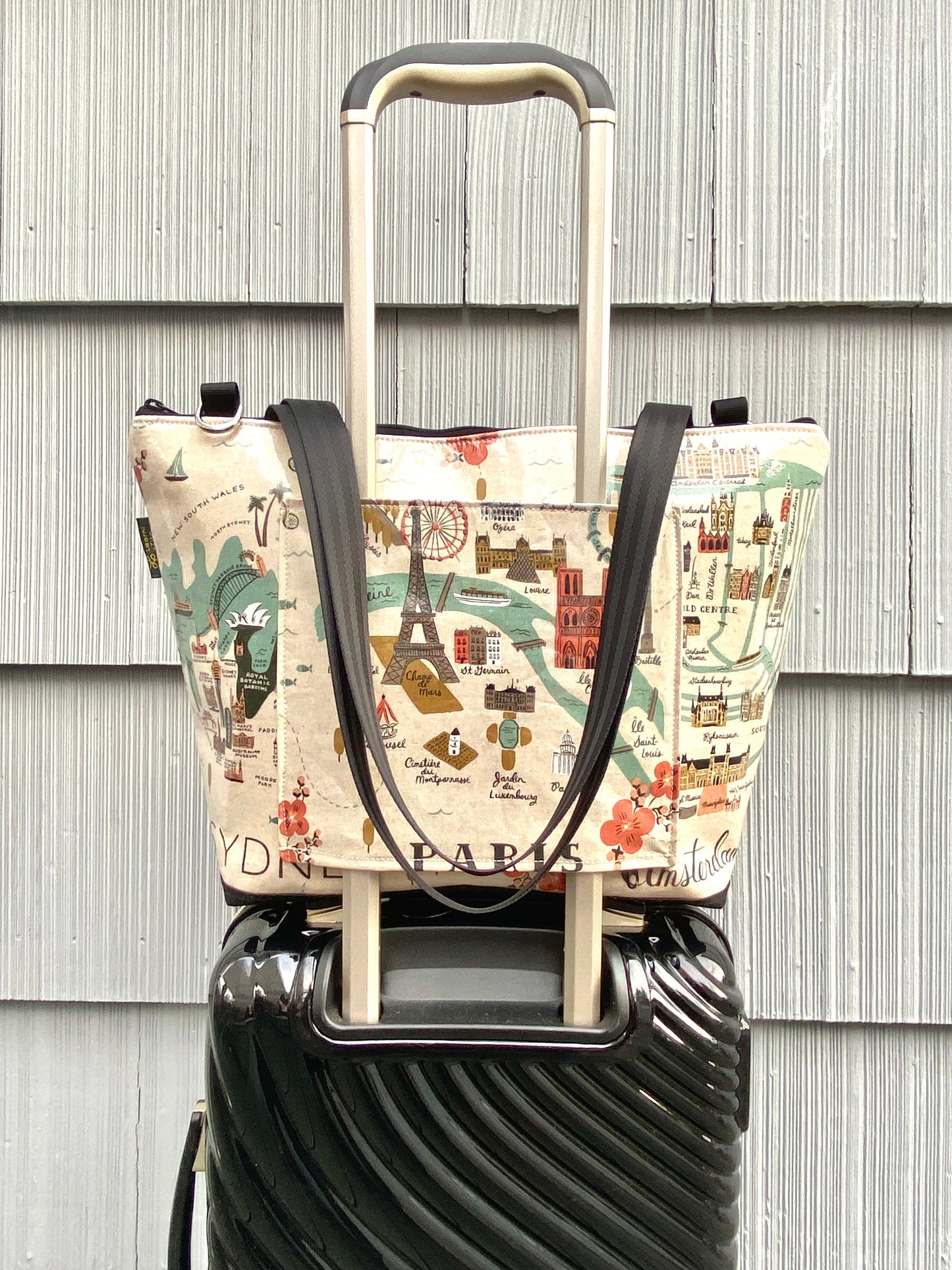 Lydia Tote w/trolley sleeve in Cities print
