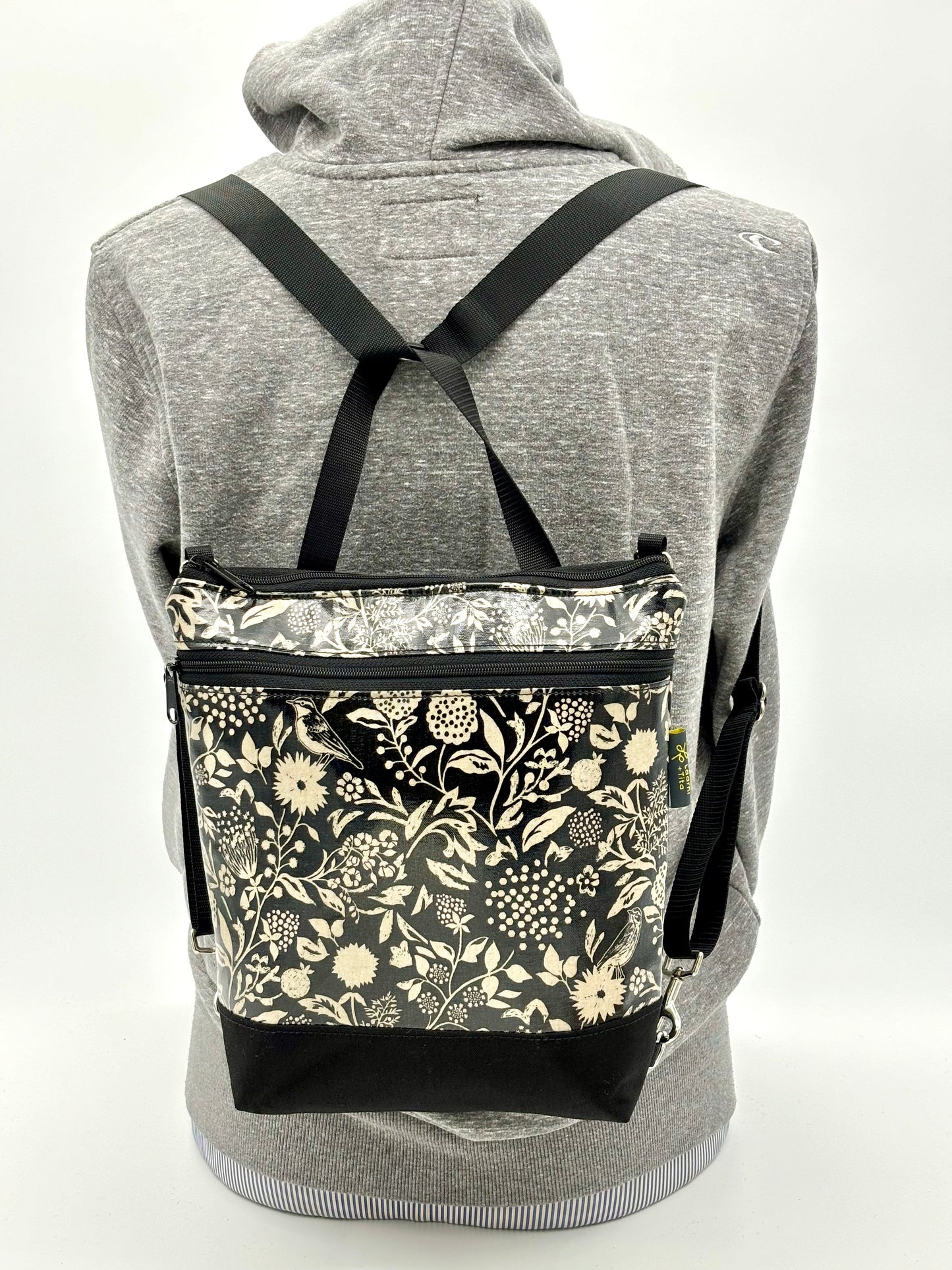 Backpack/Crossbody in Wildflowers black & cream