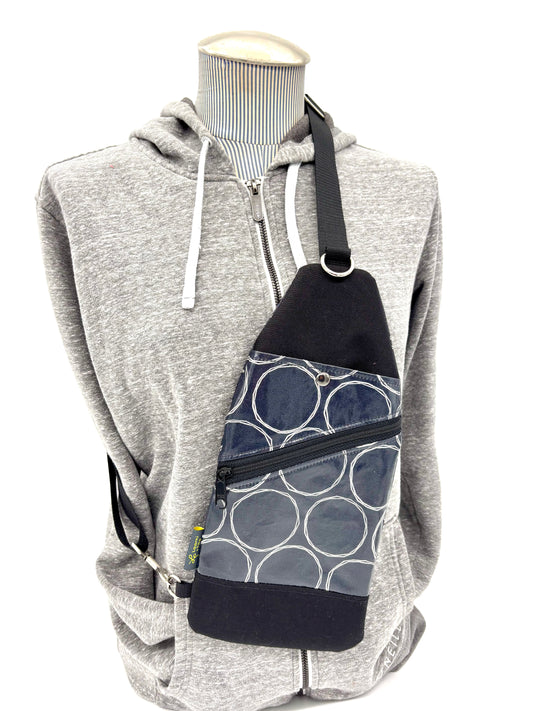 Travel Sling in Rounds Scribbled