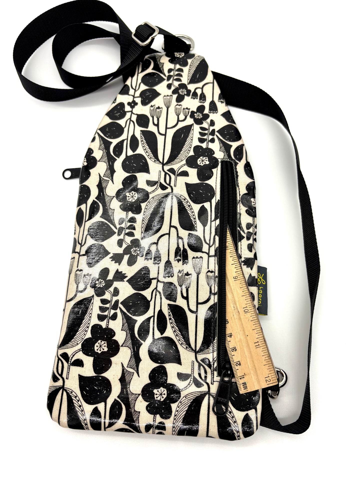 Travel Sling in Botanical Black & White