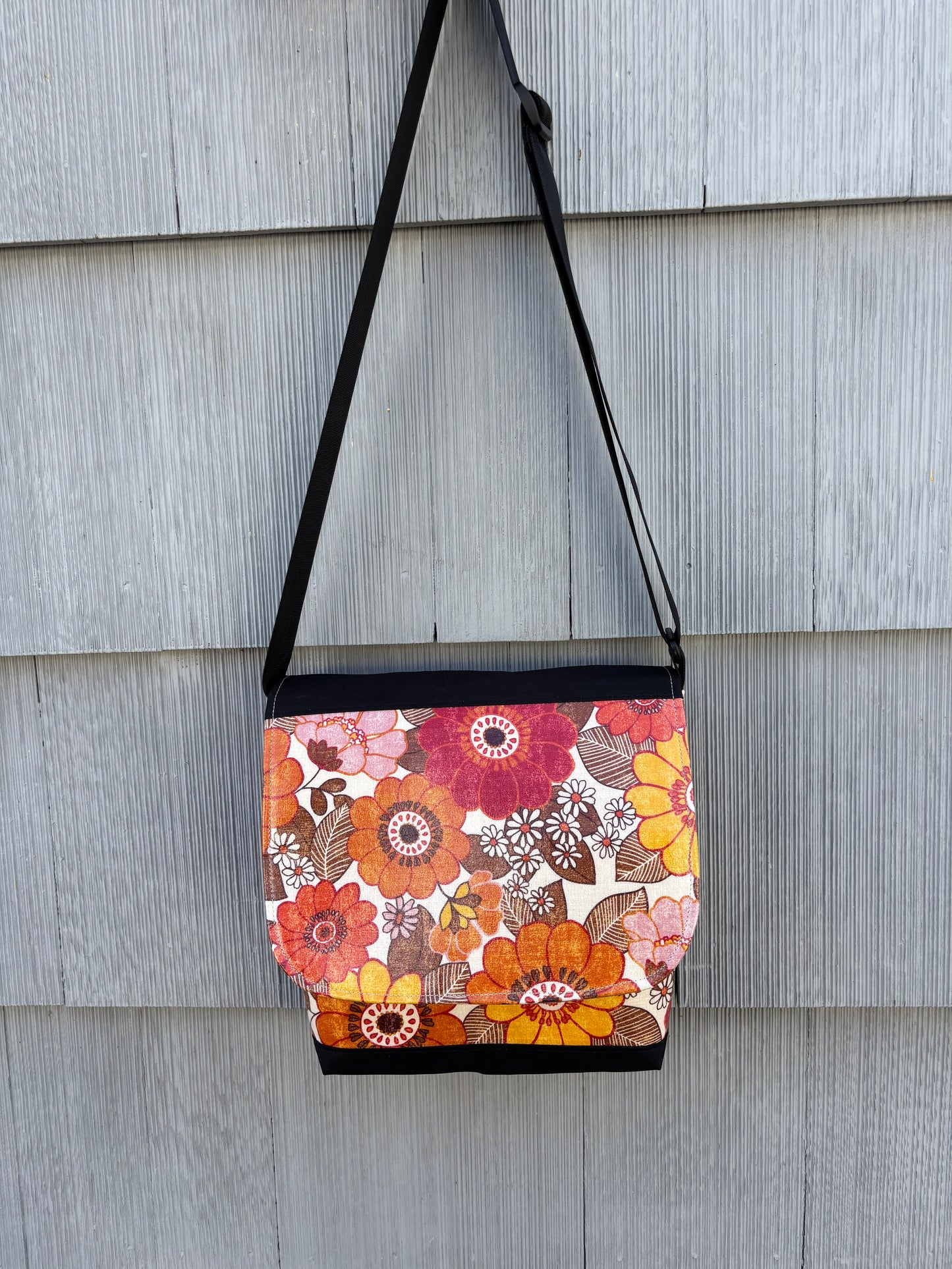 Tall Messenger Bag in Vintage Floral Orange