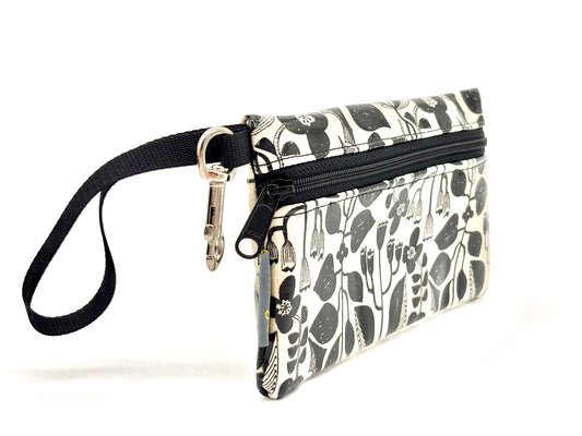 Medium Wristlet in Botanical Black & White