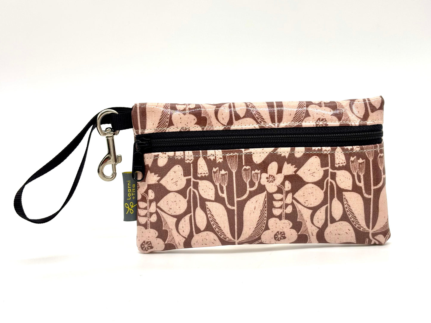 Medium Wristlet in Botanical Mauve