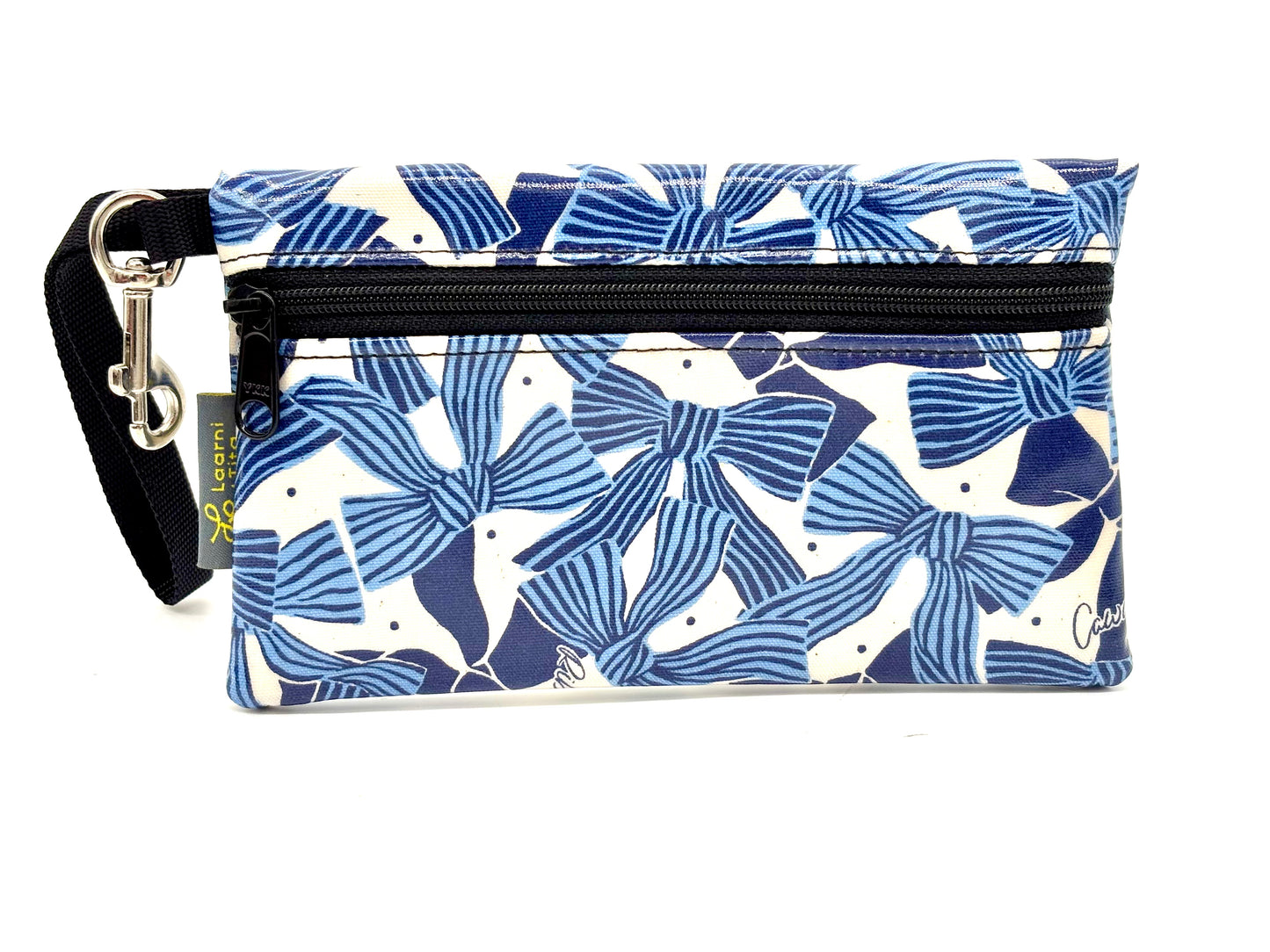Medium Wristlet in Blue Bows