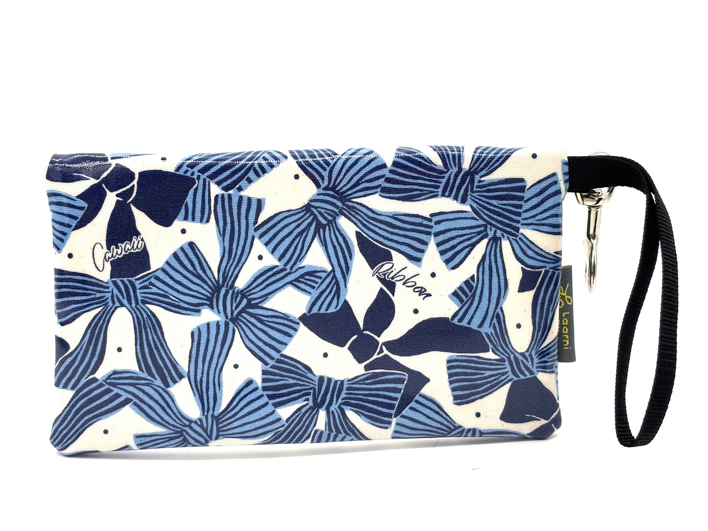 Medium Wristlet in Blue Bows
