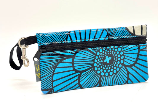 Large Wristlet in Big Blue Flowers