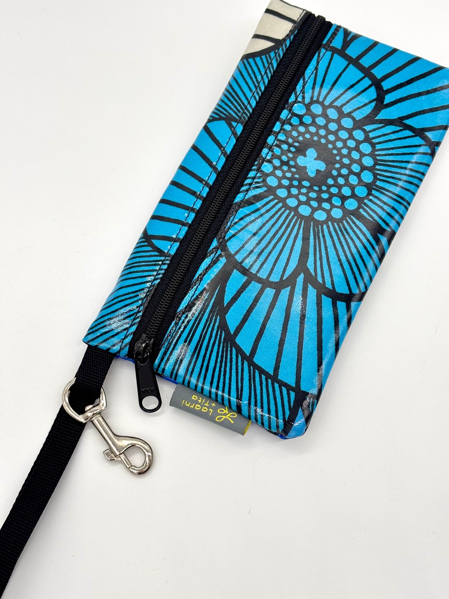 Large Wristlet in Big Blue Flowers