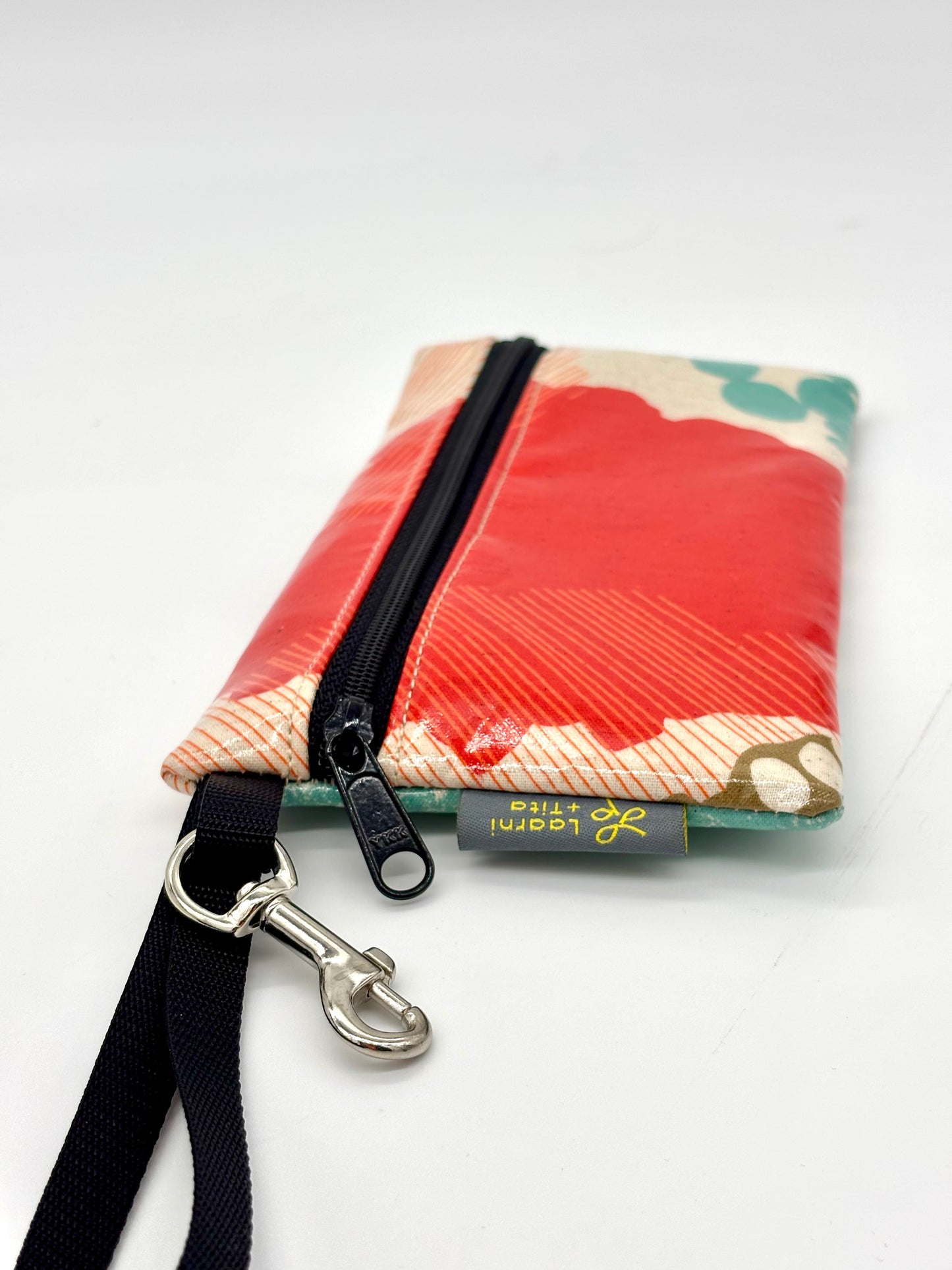 Large Wristlet in Mostly Red