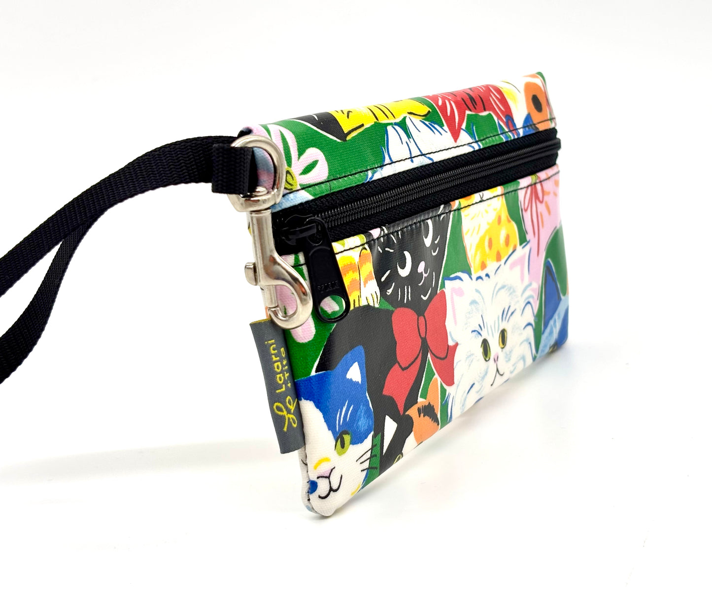 Medium Wristlet in Multi Cats Green