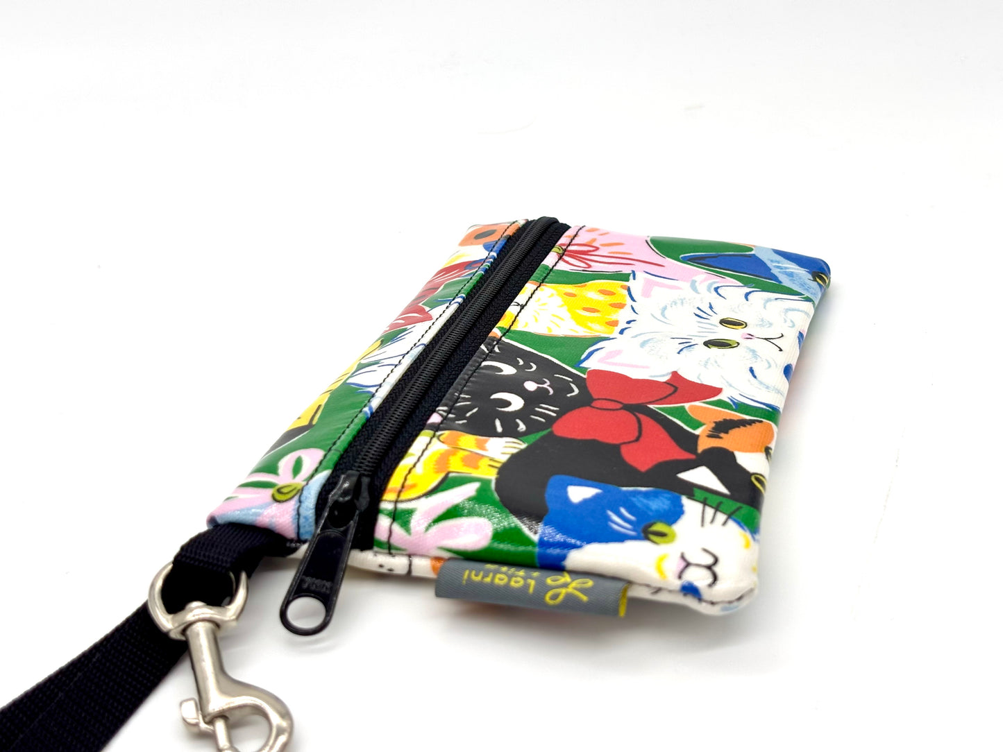 Medium Wristlet in Multi Cats Green