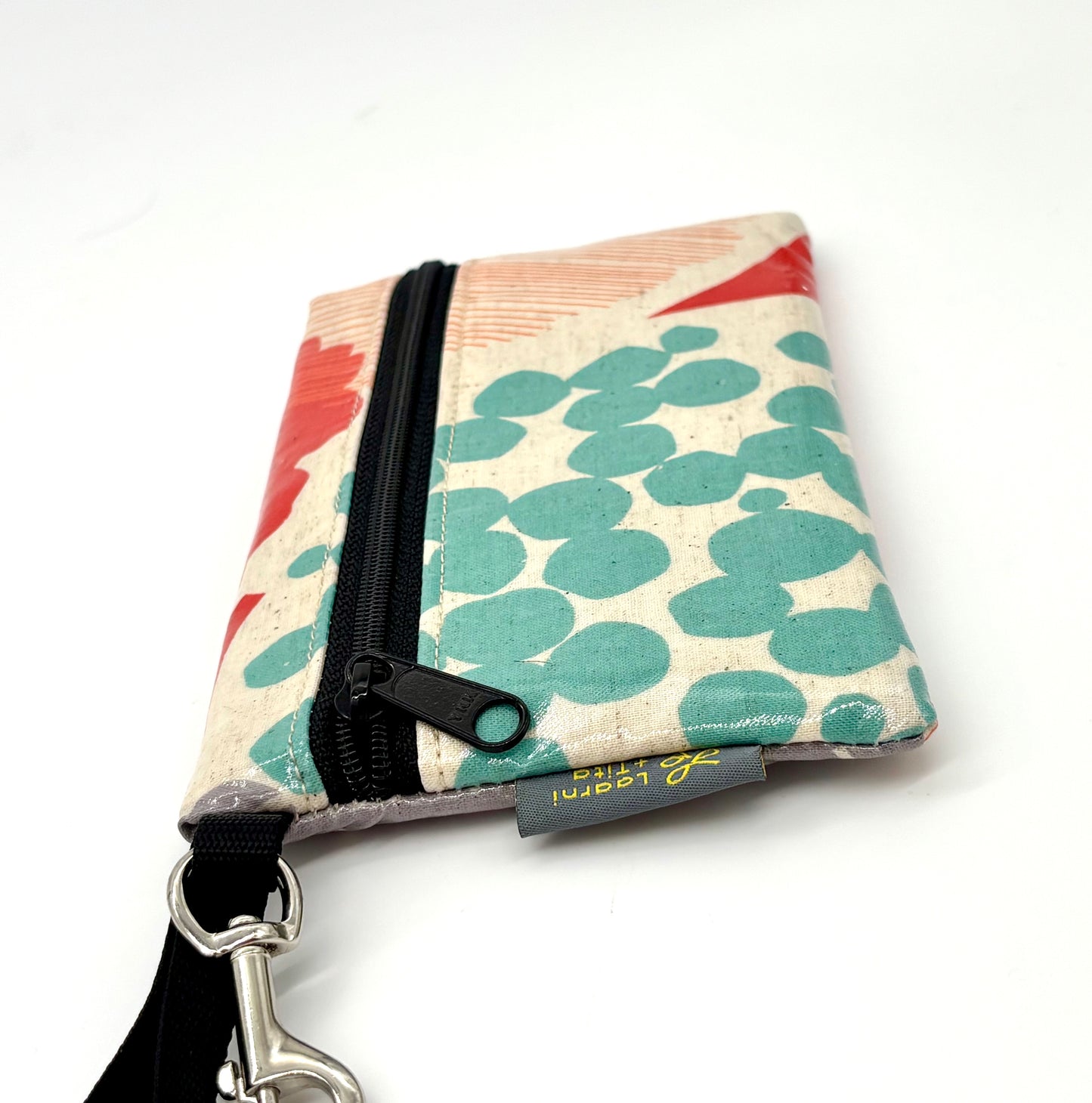 Medium Wristlet in Mostly Red