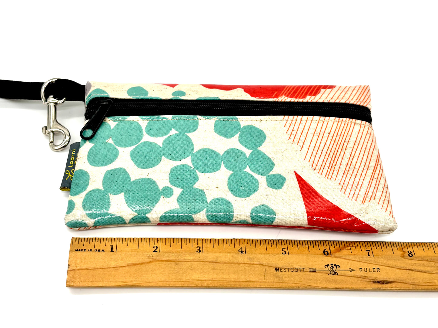 Medium Wristlet in Mostly Red