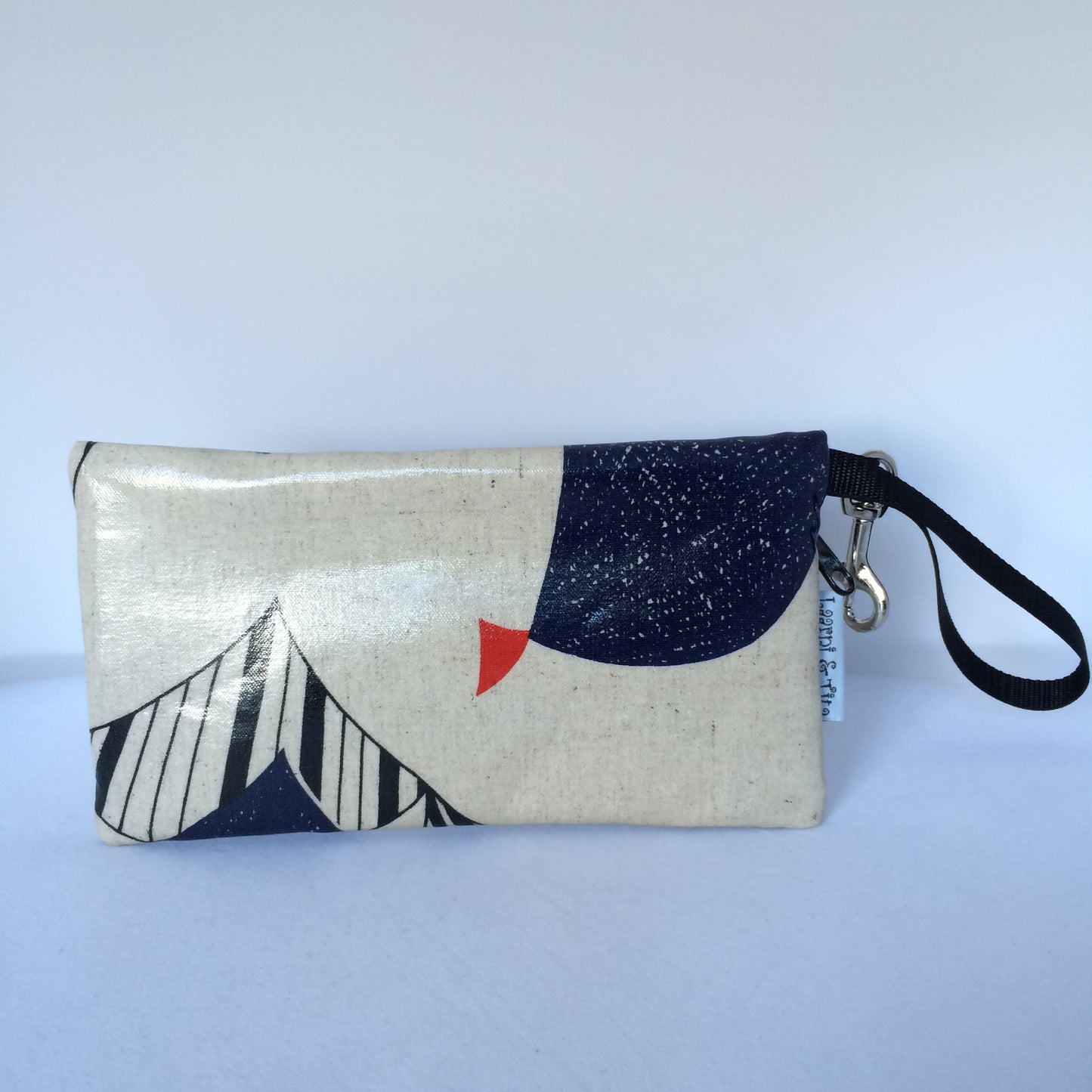 Large Wristlet in Bird on Cream